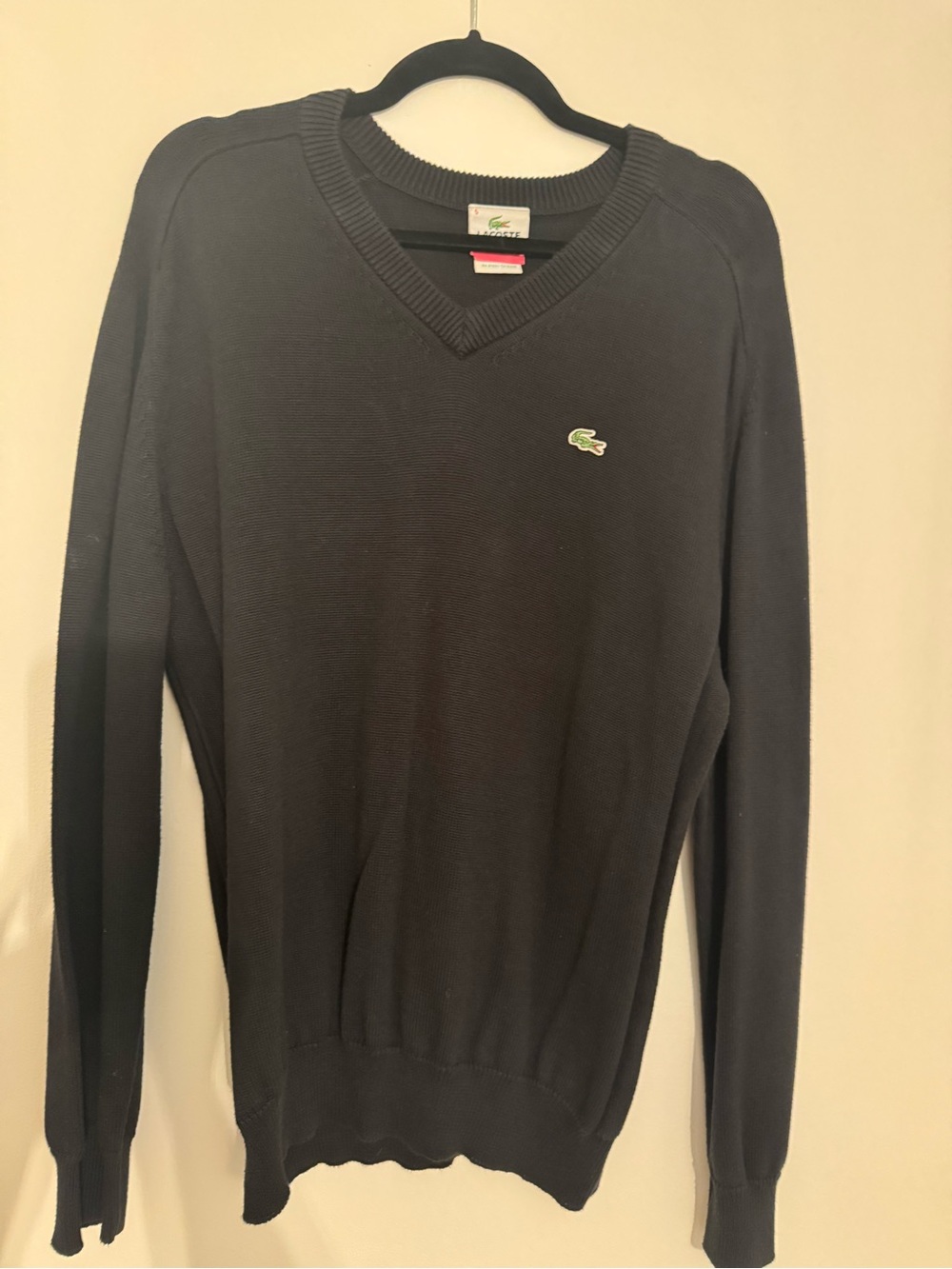 Lacoste Men's V-Neck Sweater in Black with Green Croc